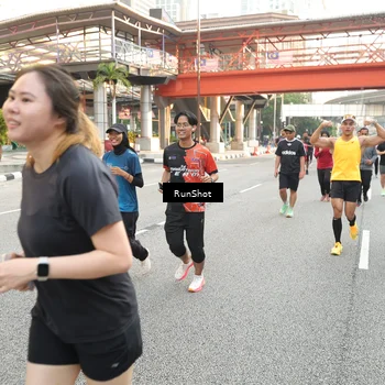 Runner Photo 4687669
