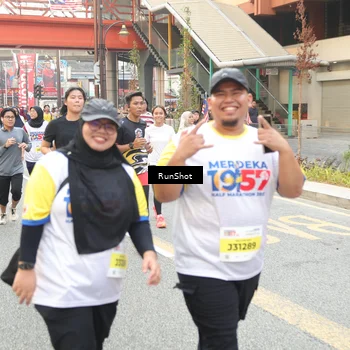 Runner Photo 4687671