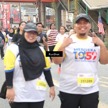 Runner Photo 4687700