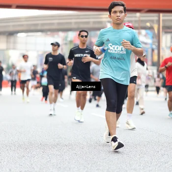 Runner Photo 4687716