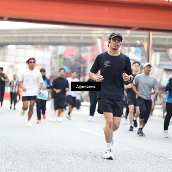 Runner Photo 4687748