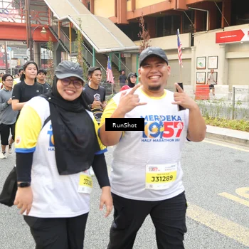 Runner Photo 4687749
