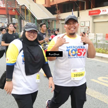Runner Photo 4687772