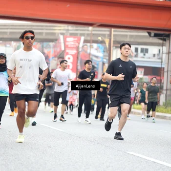 Runner Photo 4687778