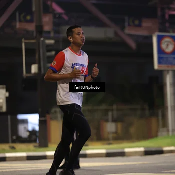 Runner Photo 4687872
