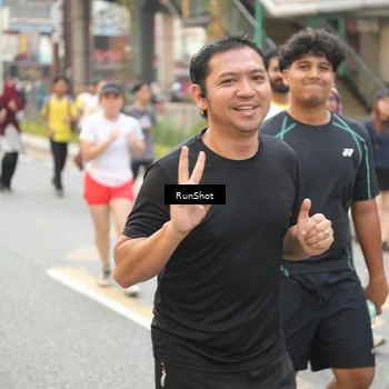 Runner Photo 4687888