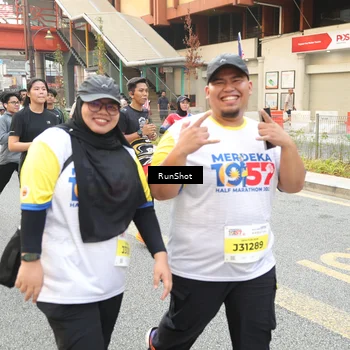 Runner Photo 4688090