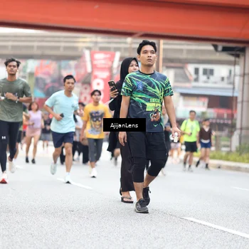 Runner Photo 4688415