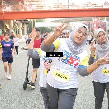 Runner Photo 4688470