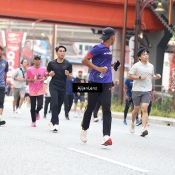 Runner Photo 4688750