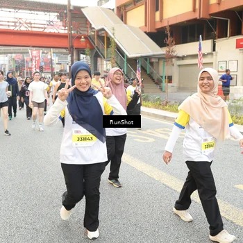 Runner Photo 4689342
