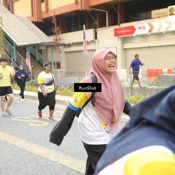 Runner Photo 4689359