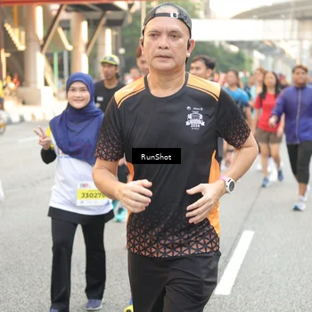 Runner Photo 4689525
