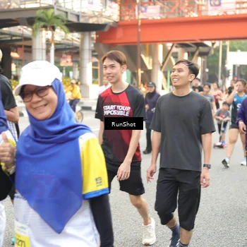 Runner Photo 4689675