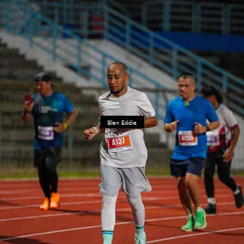 Runner Photo 4689739