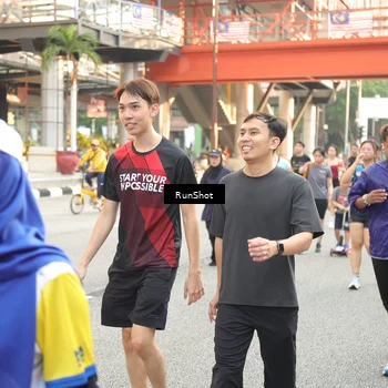 Runner Photo 4689742