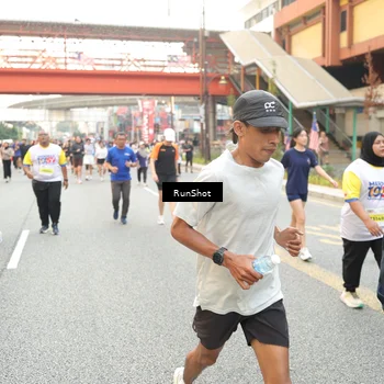 Runner Photo 4689760