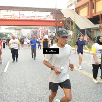 Runner Photo 4689772