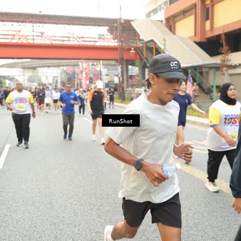 Runner Photo 4689810