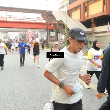 Runner Photo 4689846
