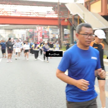 Runner Photo 4690043