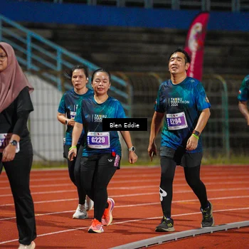 Runner Photo 4690273