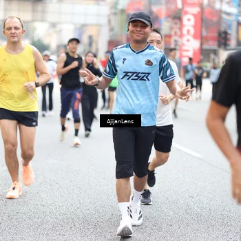 Runner Photo 4690324