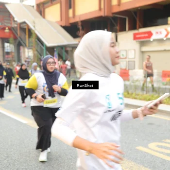 Runner Photo 4690346