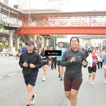 Runner Photo 4690373