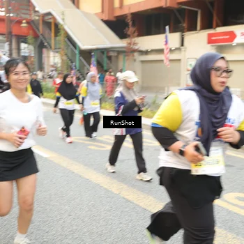 Runner Photo 4690418