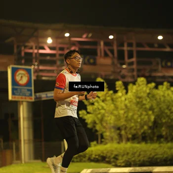 Runner Photo 4690452