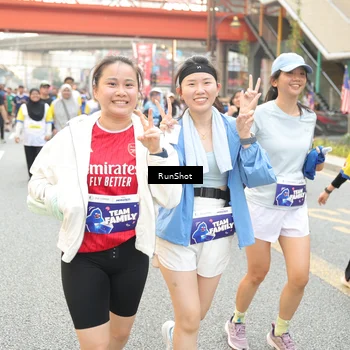 Runner Photo 4690563