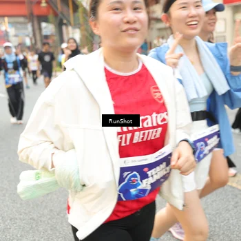 Runner Photo 4690596