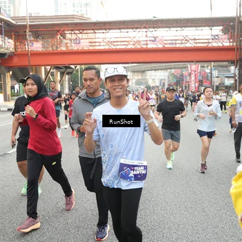 Runner Photo 4690616