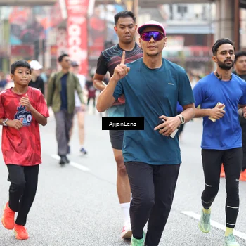 Runner Photo 4690625