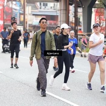 Runner Photo 4690659