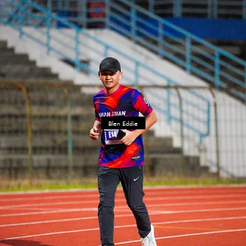 Runner Photo 4690673