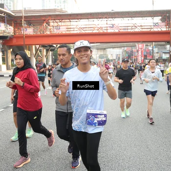 Runner Photo 4690677