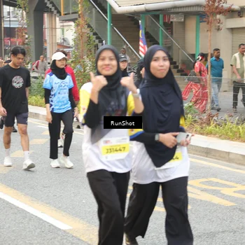Runner Photo 4690696