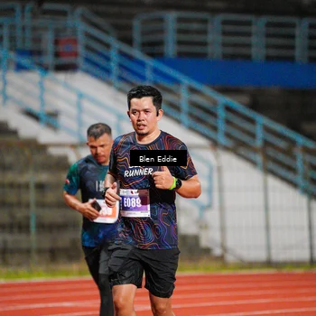Runner Photo 4690711