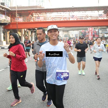 Runner Photo 4690750