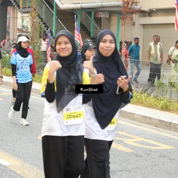 Runner Photo 4690751