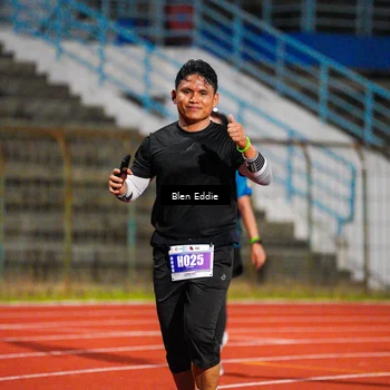 Runner Photo 4690856