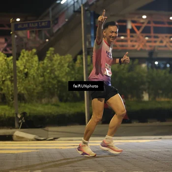 Runner Photo 4690871
