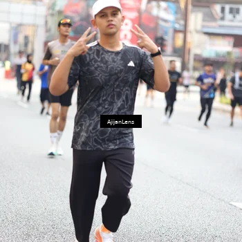 Runner Photo 4690907