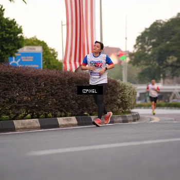 Runner Photo 4690996