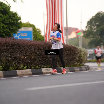 Runner Photo 4691000