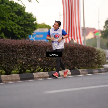 Runner Photo 4691034