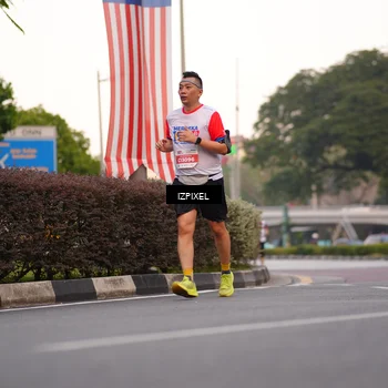 Runner Photo 4691045
