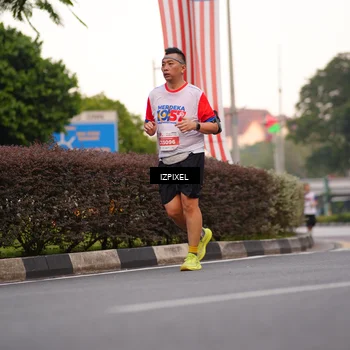 Runner Photo 4691072